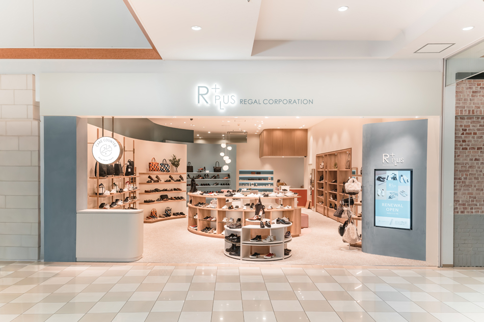 R+ PLUS REGAL CORPORATION けやきウォーク前橋店
